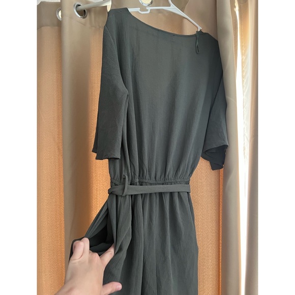 Romper - Picture 2 of 3